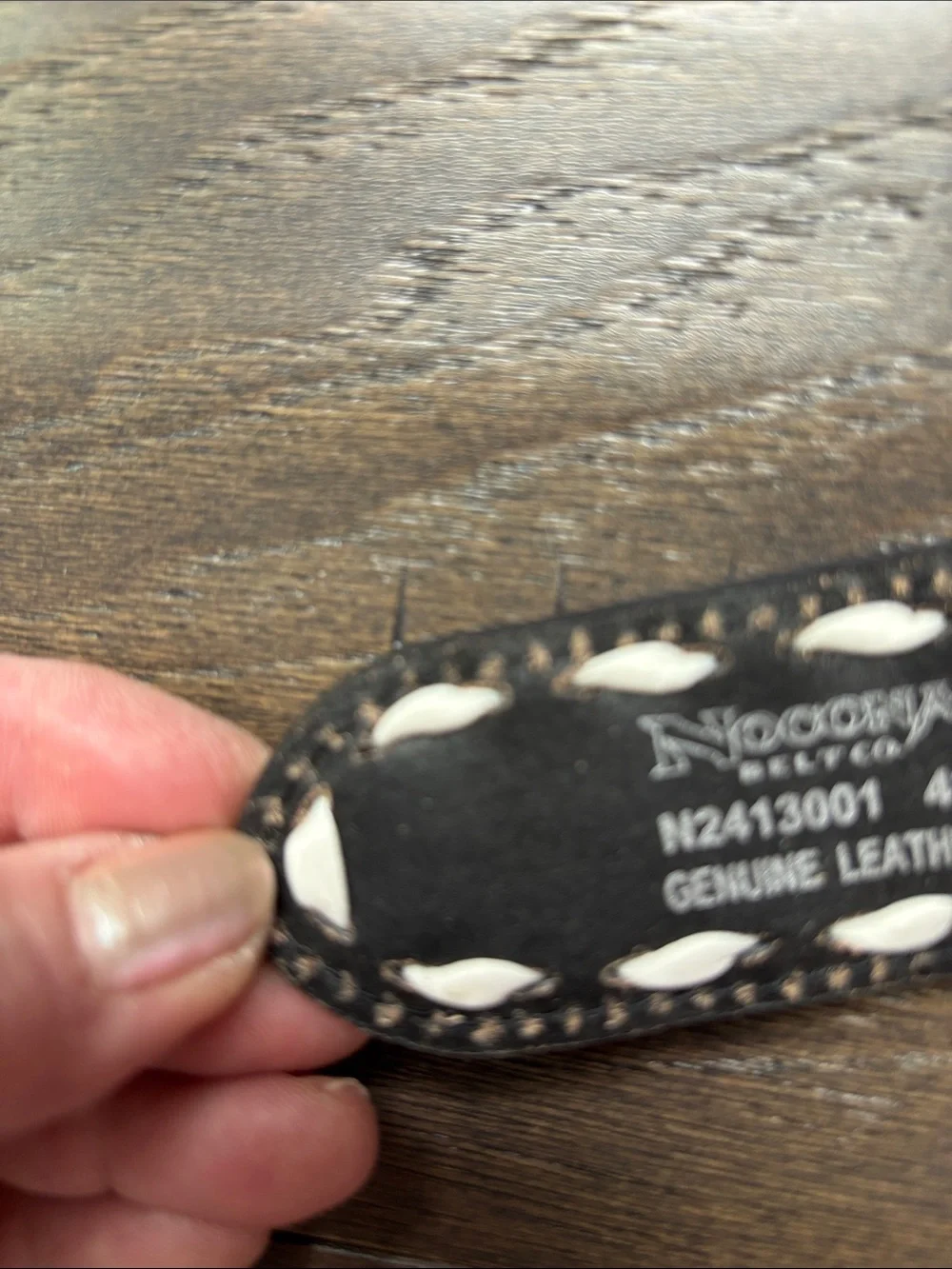 Nocona Genuine Tooled leather,removable silvertone buckle,floral,stitch,Western